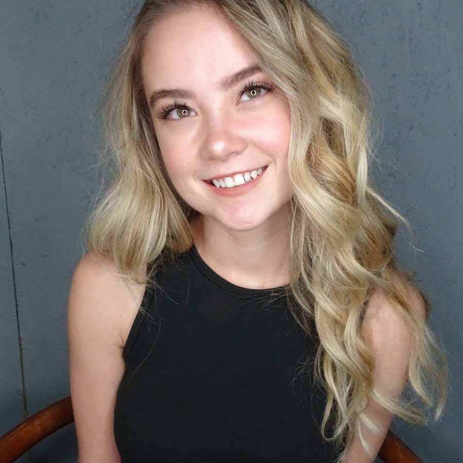 Madi ASMR channel photo