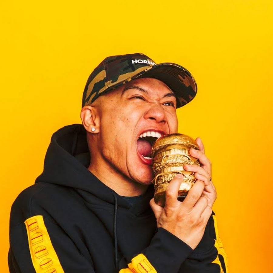 Tim Chantarangsu channel photo